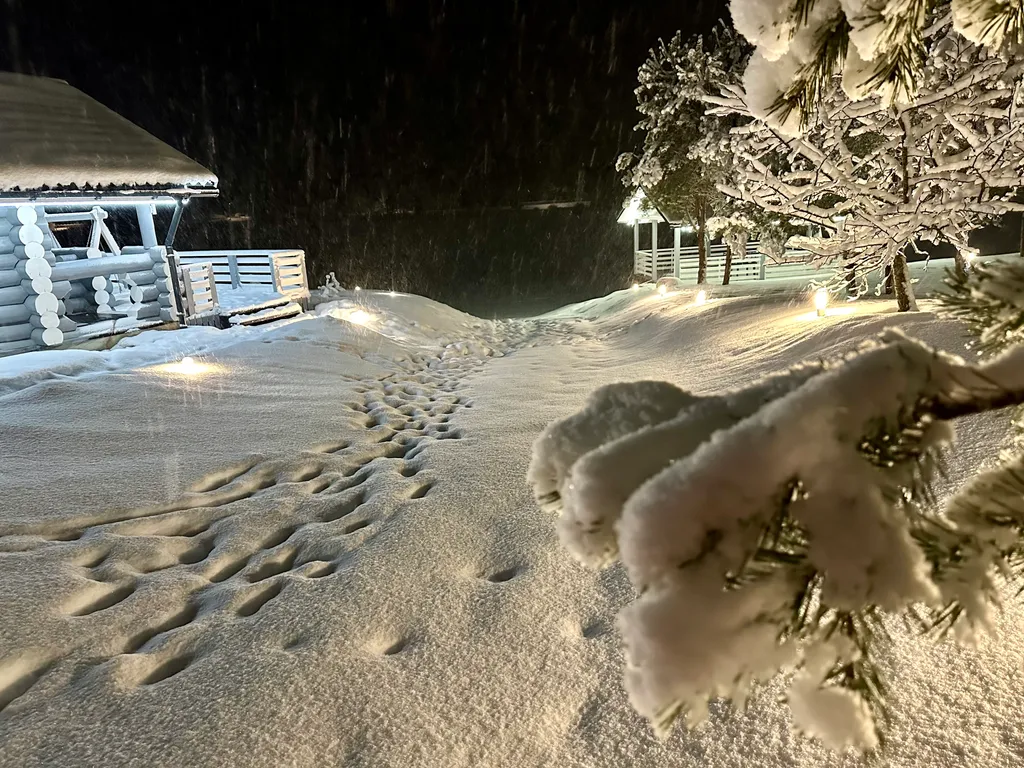 Коттедж Коттедж База Отдыха Любимый Уголок — Сясьстрой