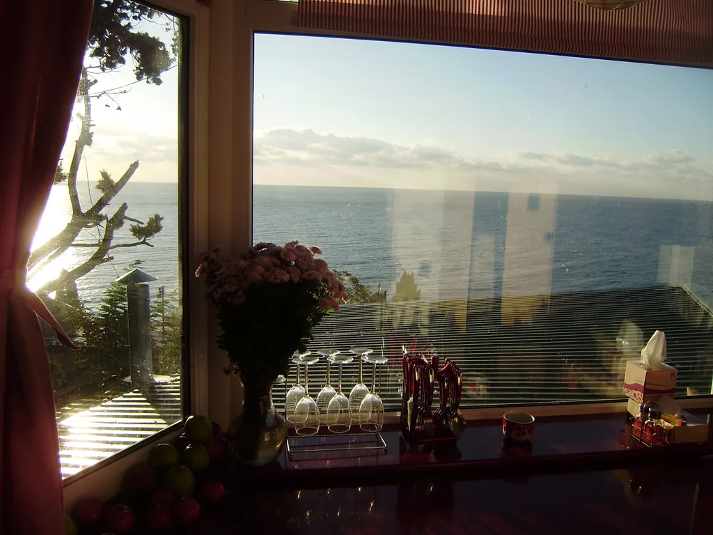 Прекрасная квартира с шикарным видом на море