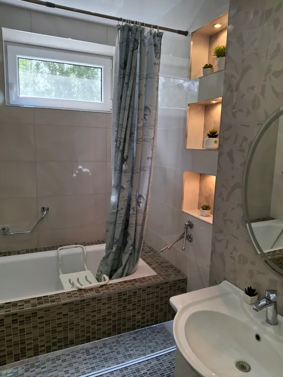 Апартаменты в первой линии от моря