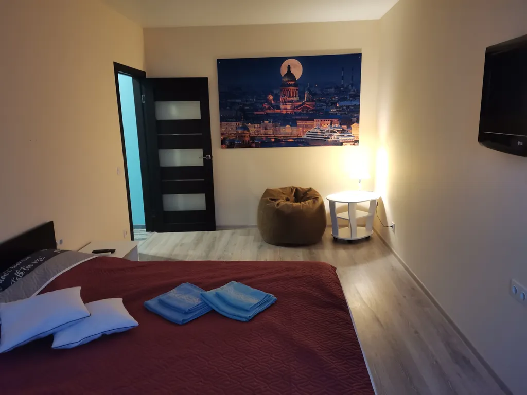 Квартира Просторная квартира у метро Василеостровская — Санкт-Петербург