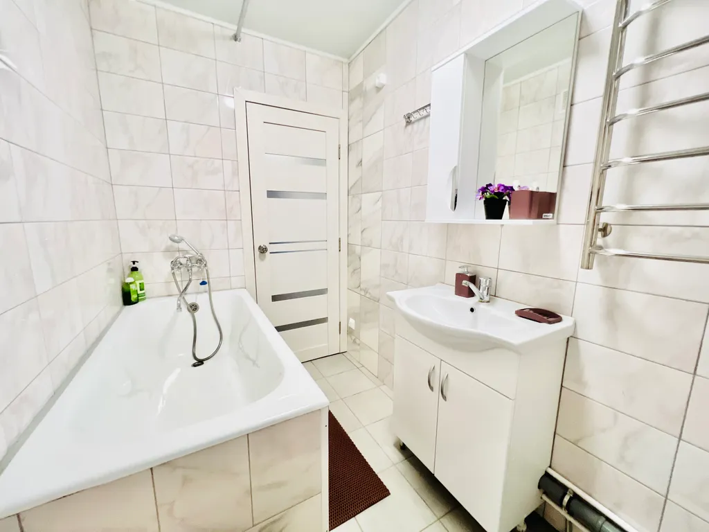 Уютная свежая квартира в центре города