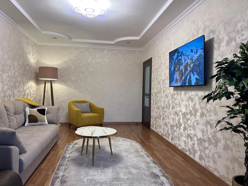 Стильная двухкомнатная квартира с видом на Машук