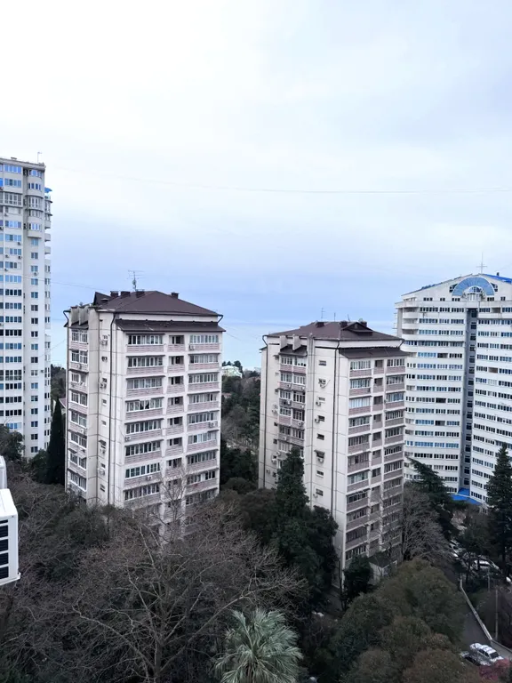 Видовая квартира рядом с дендрарием, в 15 мин от моря пешком