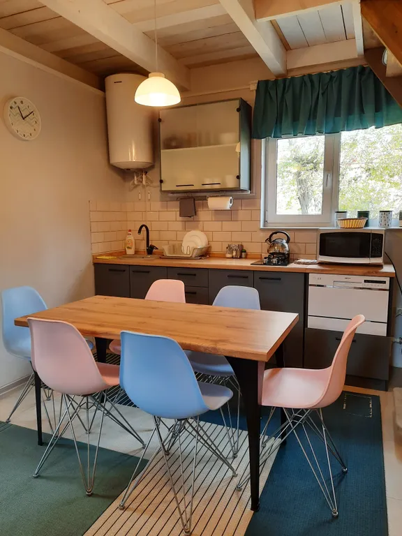 Стильный и просторный дом атмосфера в стиле лофт с баней, бассейном