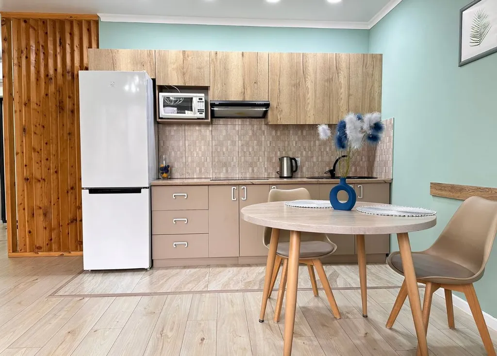 C видом на горы Esentai residence