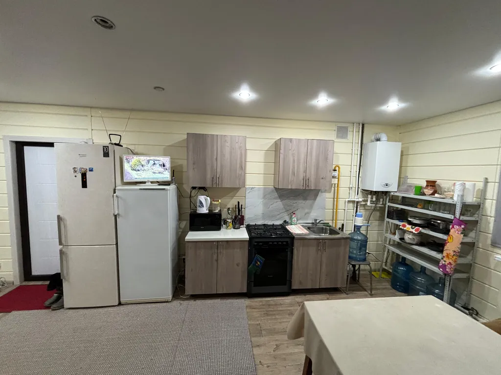 Уютный дом в черте города