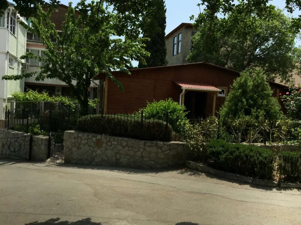 Дом возле Форосского парка