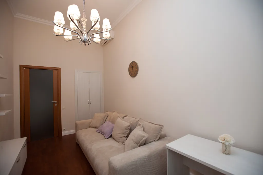 Двухуровневые апартаменты люкс в центре