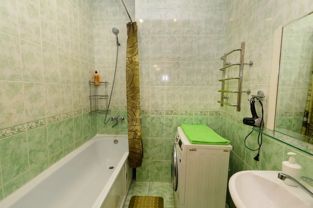 Просторная современная 2-комнатная квартира в центре