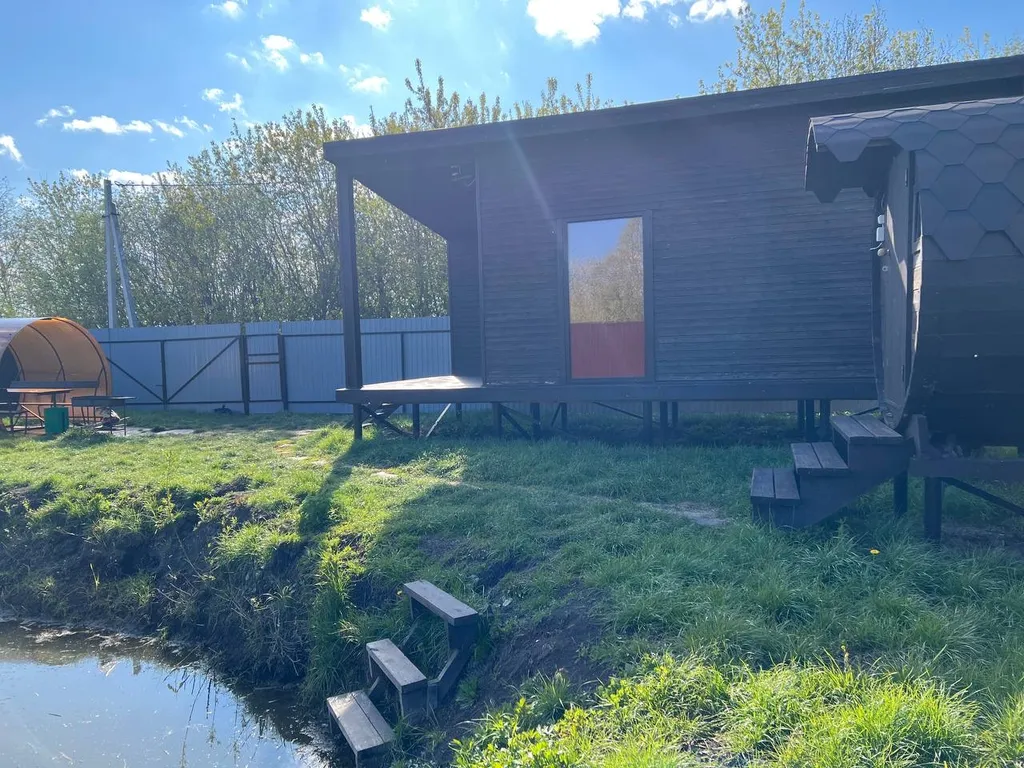 Коттедж Дом на окраине Казани на берегу реки и с собственным прудом — Казань