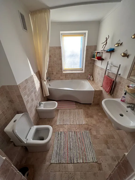 Квартира с видом в одной минуте ходьбы от моря