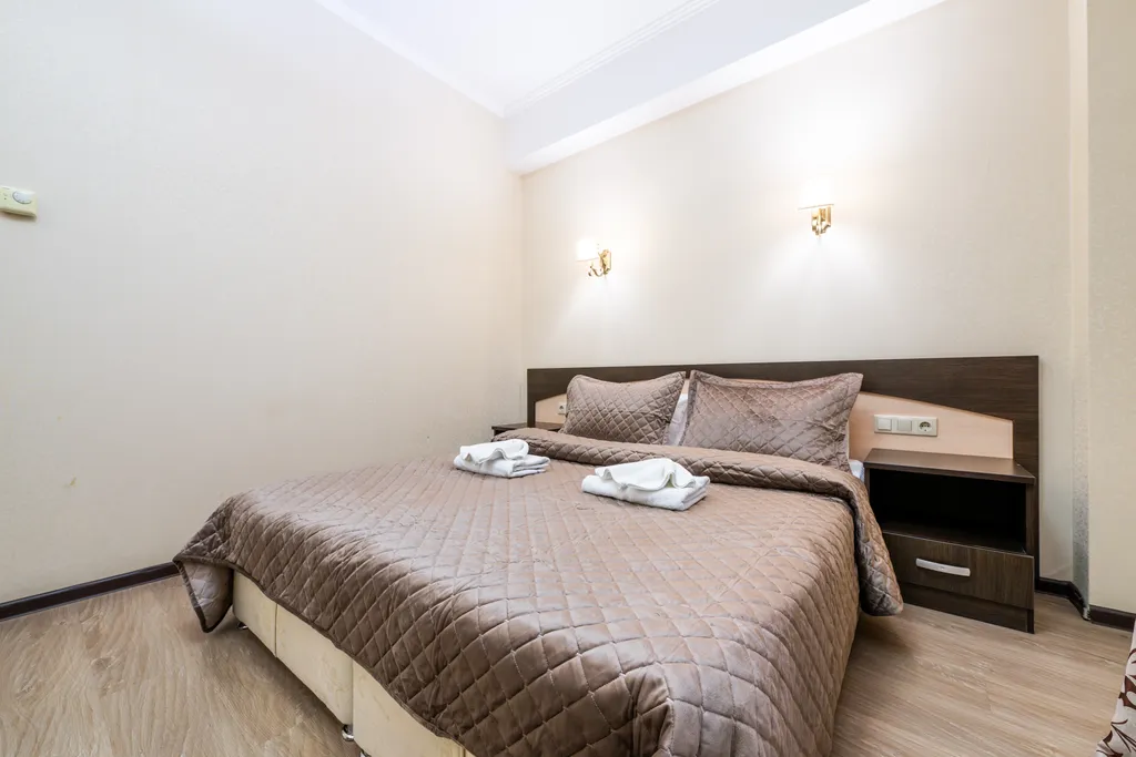 Классические апартаменты с двумя спальнями и ванной, 1 этаж