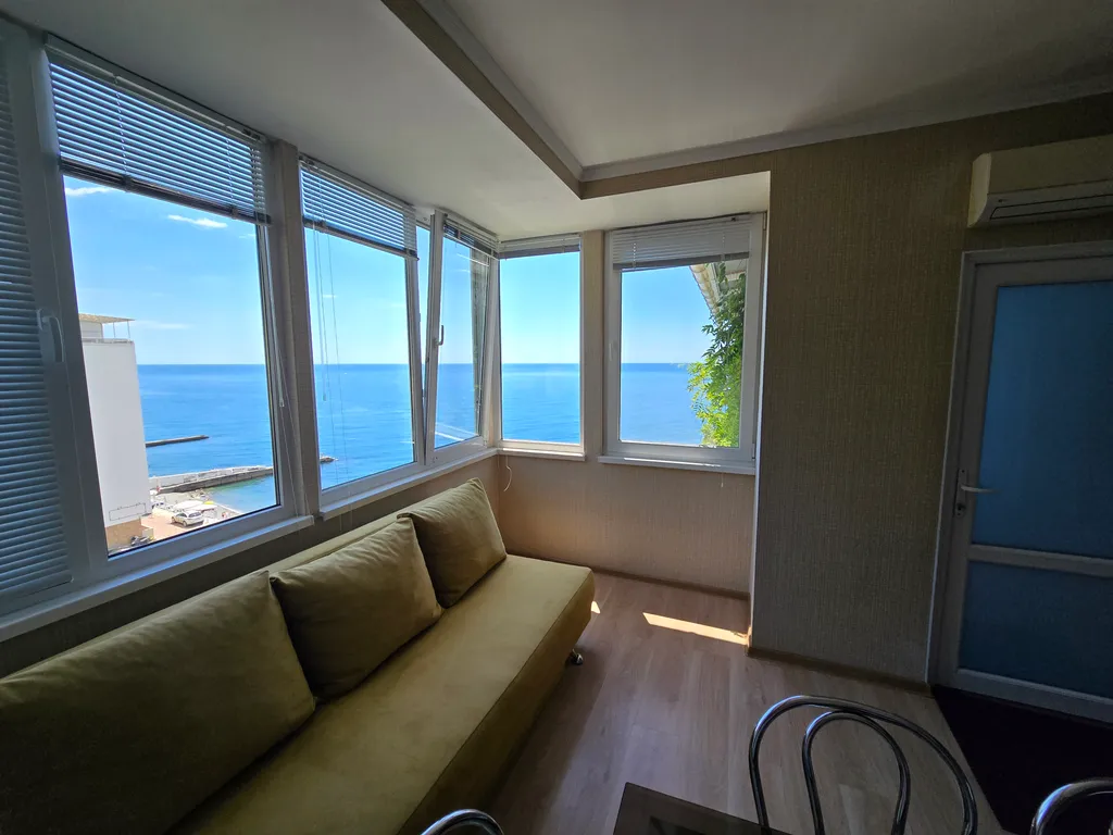 Апартаменты в эллинг Селена с двумя спальнями