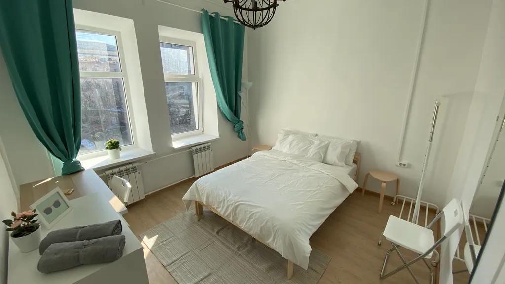 Квартира Светлая и уютная комната в центре Москвы — аренда посуточно в Москва