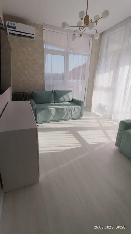 Уютная квартира на побережье с видом на горы