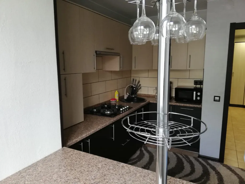 Уютная квартира рядом с ЖД вокзалом в спальном районе — аренда посуточно в Переславль-Залесский