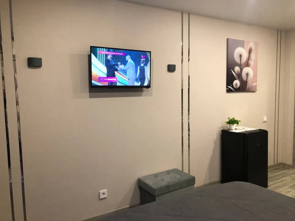 Студия с парящей кроватью