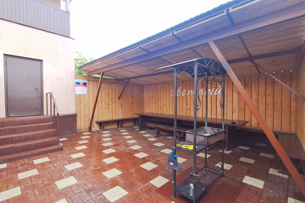 Аренда коттеджа для отдыха с теплым бассейном, сауной, бильярдом