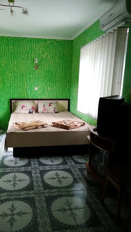 1-комнатная Квартира — аренда посуточно в Феодосия