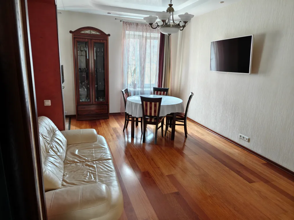 Квартира Просторная квартира в сердце Васильевского острова — Санкт-Петербург