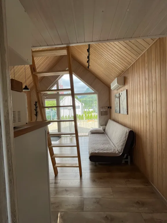 Дом с видом на горы в Гуамке