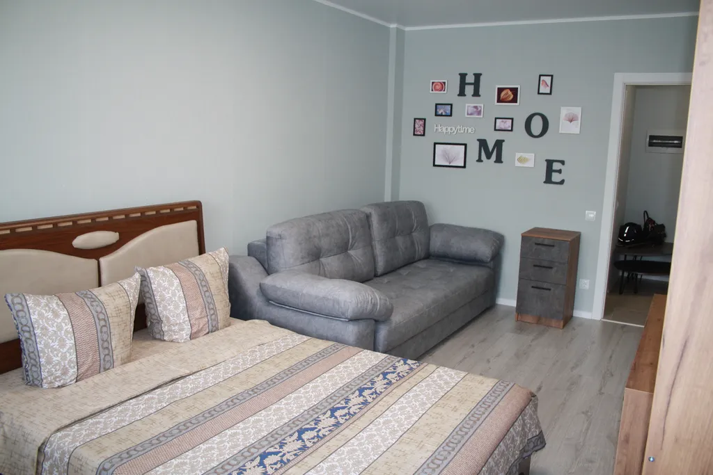 1-комнатная квартира у Тау Галереи в новом доме