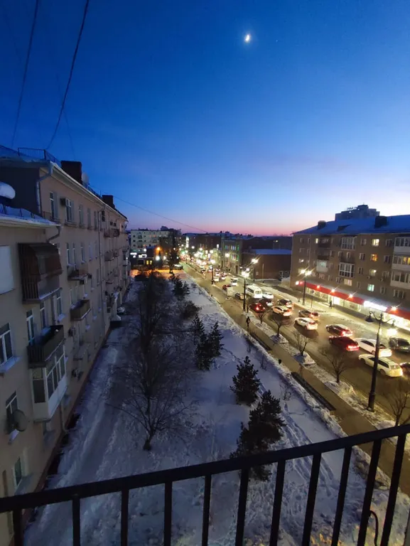 Уютная квартира в историческом центре с видовым балконом — аренда посуточно в Омск