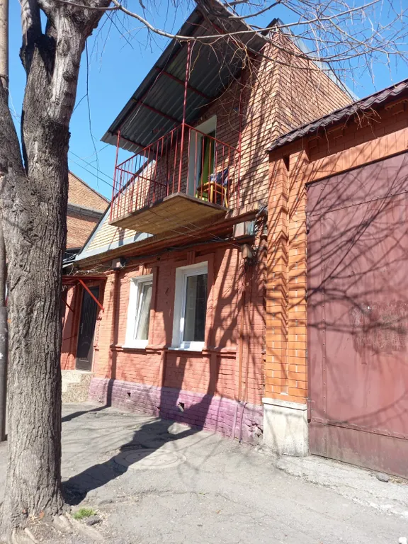 Коттедж Дом в центре на набережной — Владикавказ