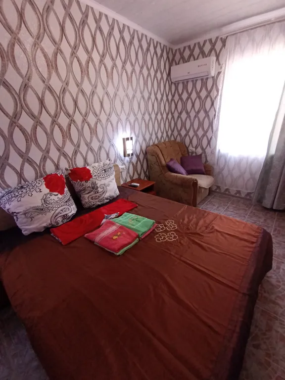 Коттедж Уютный домик с живописным двором — Курортное (Феодосия)