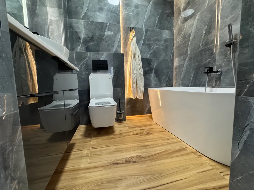 Комната у моря через сосновый бор