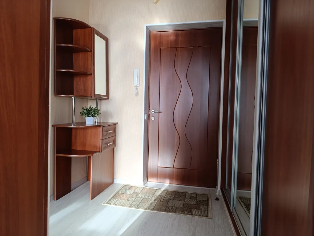 Живи у меня