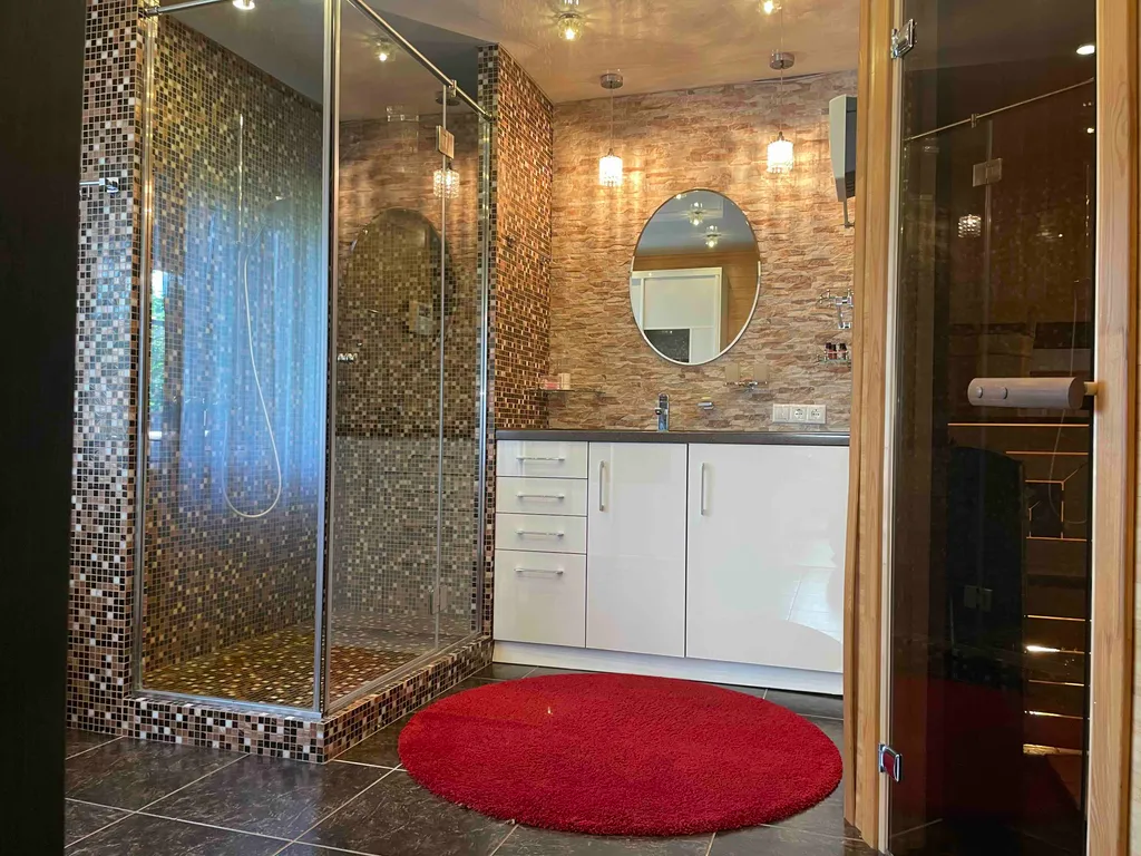 Коттедж Дом из сруба с сауной для семейного отдыха — Софрино