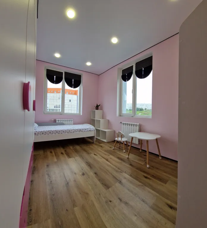 Евротрешка у моря с прекрасным видом на море