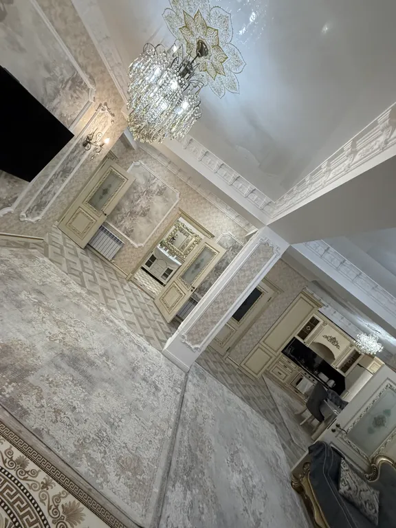 Квартира с дизайнерским ремонтом в самом сердце города в элитном районе