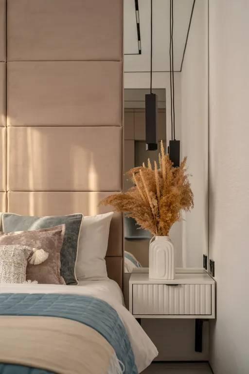 White line 26 — светлая дизайнерская квартира возле парка