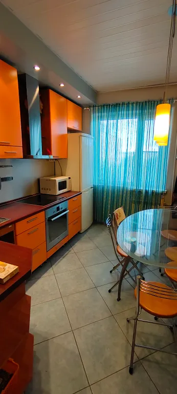 3-комнатная квартира с гостиной — аренда посуточно в Апатиты