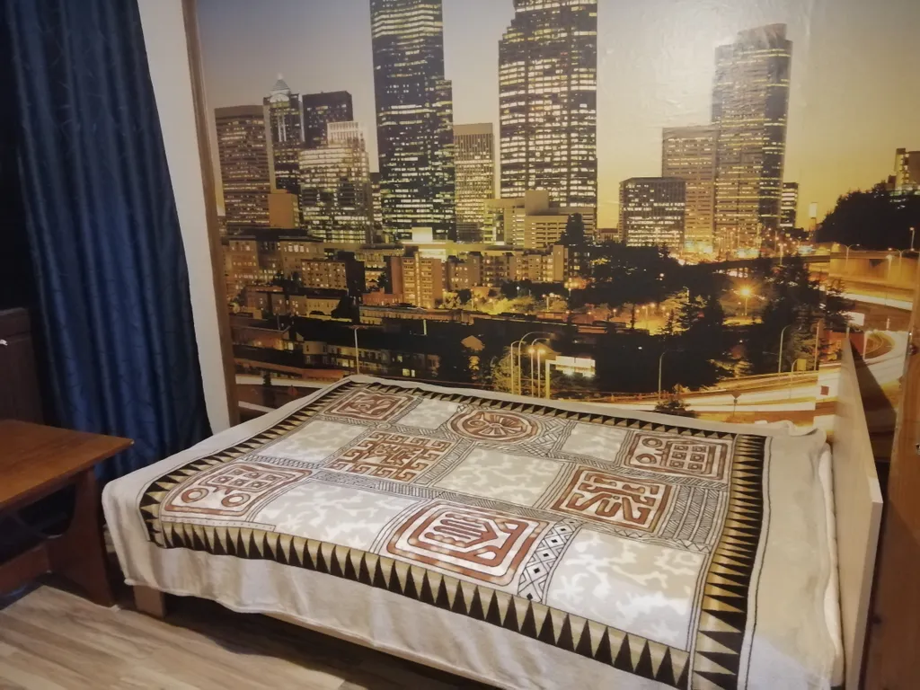 Дом с баней, бильярдом и бассейном