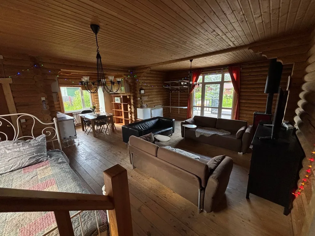 Коттедж Уютный коттедж у озера Донцо,Баня.Гриль-домик.Памятник природы. — Волосово