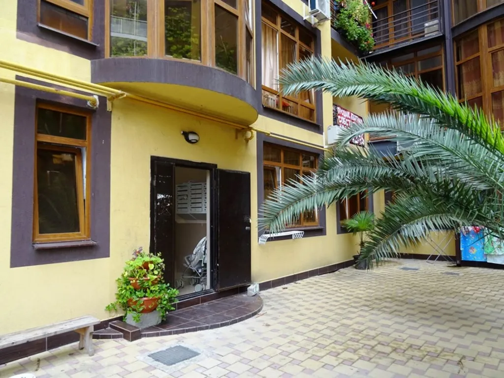 Студия на берегу моря