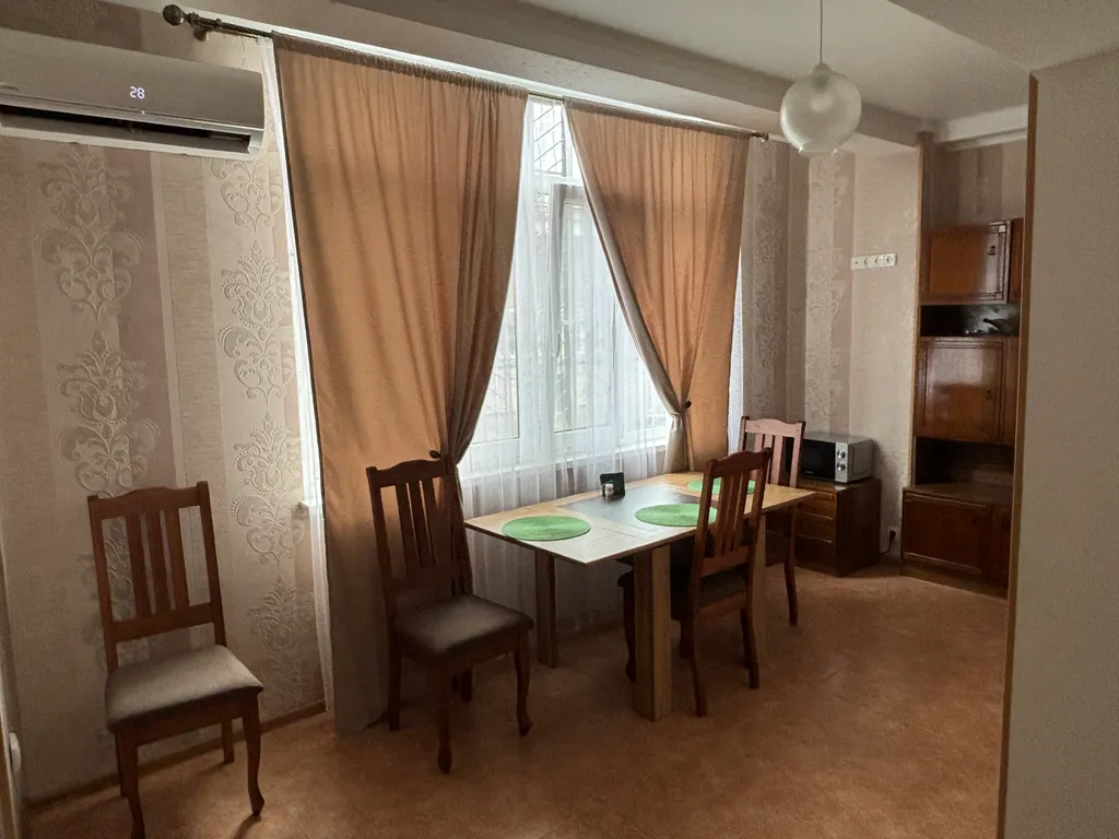 Квартира 2-комнатная квартира в центре Сухума — Сухум