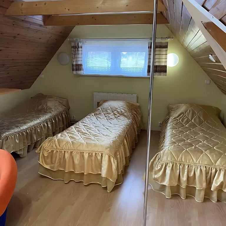 Уютный дом и комплекс «Багира» на Балтийской косе