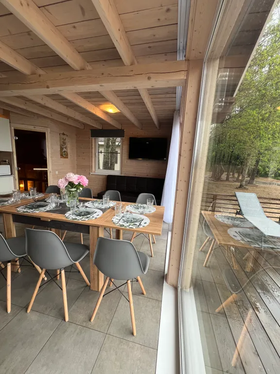 Коттедж Вилла с сауной на берегу и прямым видом на Правдинское озеро — Правдино