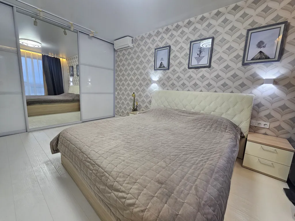 3х ком.кв 100 кв.м в центре район Фуникулёра