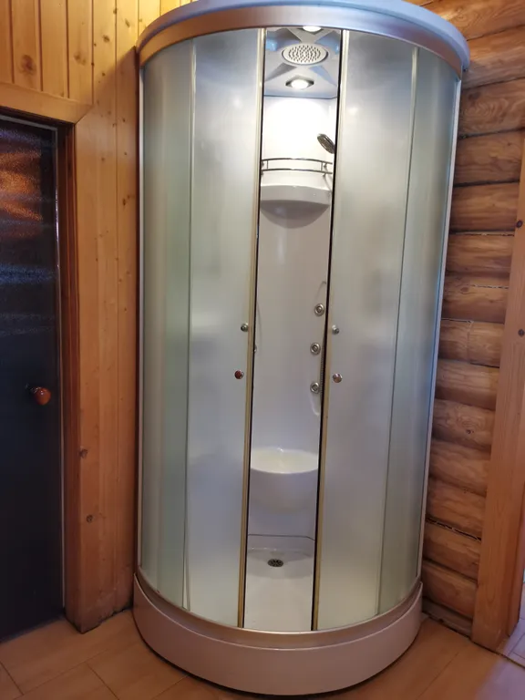 Коттедж Гостевой дом с баней — Сясьстрой