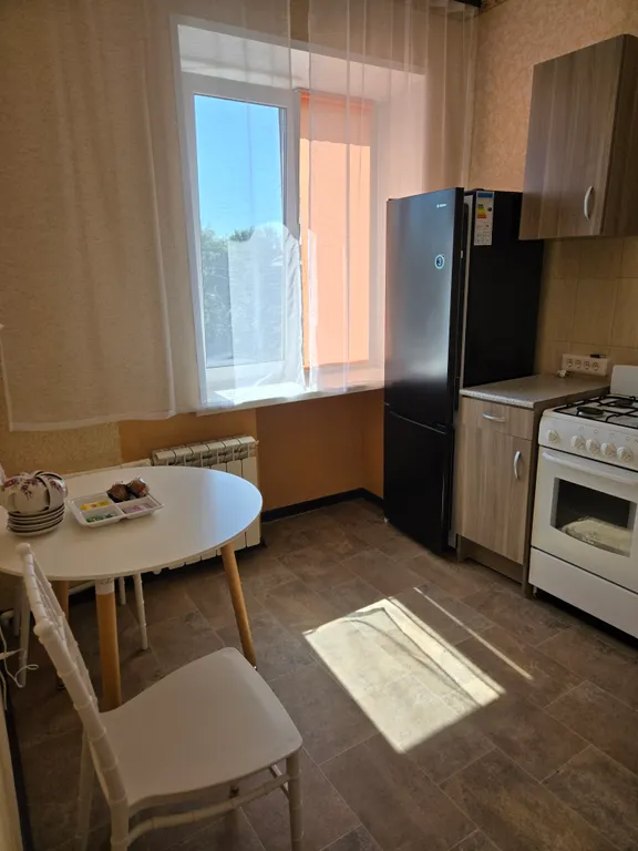 Теплая, солнечная квартира в центре города