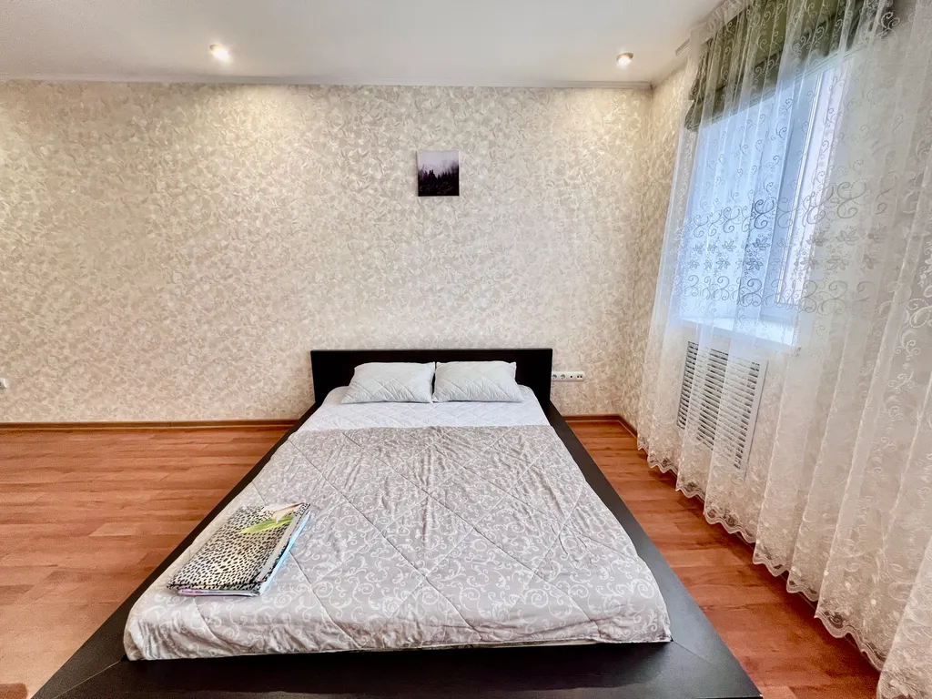 Квартира Квартира для большой семьи в центре с видом на кремль+паркинг и сауна — Казань