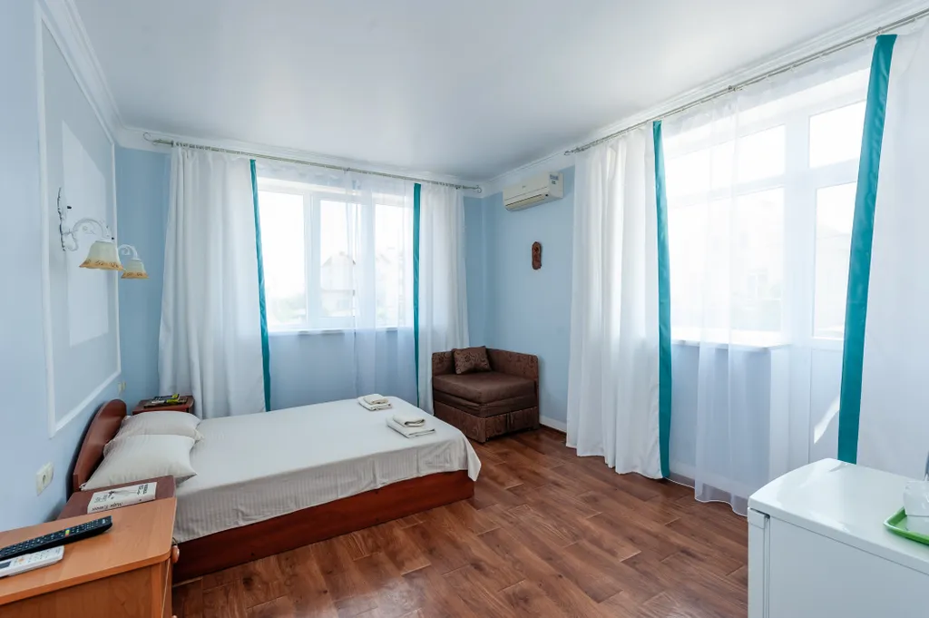 Квартира Комната — аренда посуточно в Береговое (Феодосия)