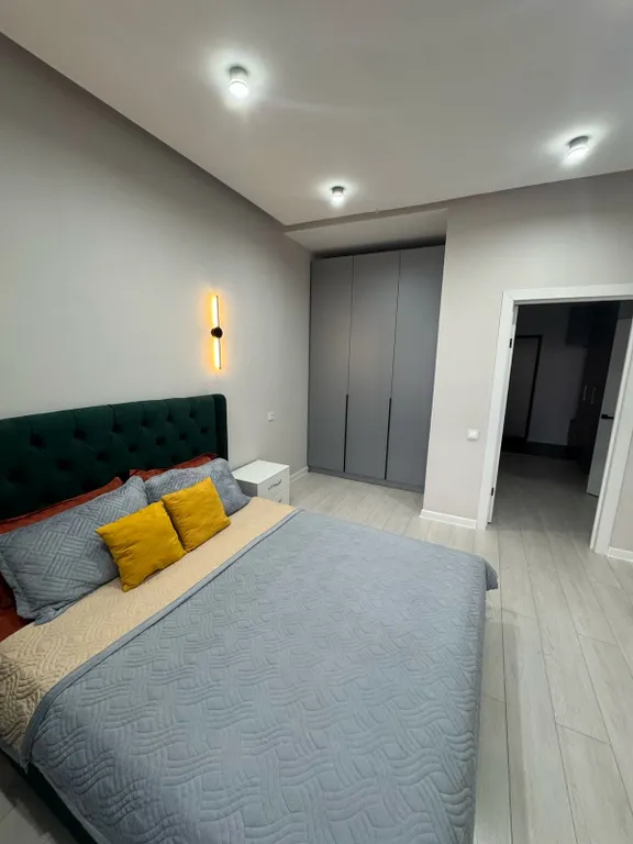 Просторная 2-комнатная квартира в элитном районе Алматы