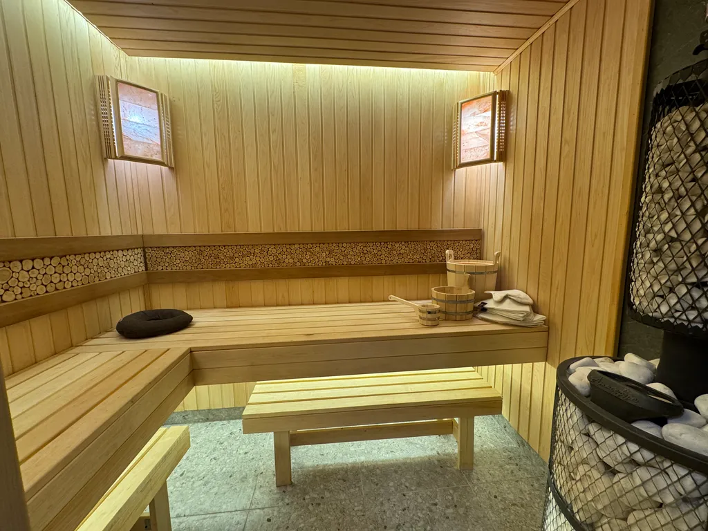 Дом - баня в дали от городской суеты