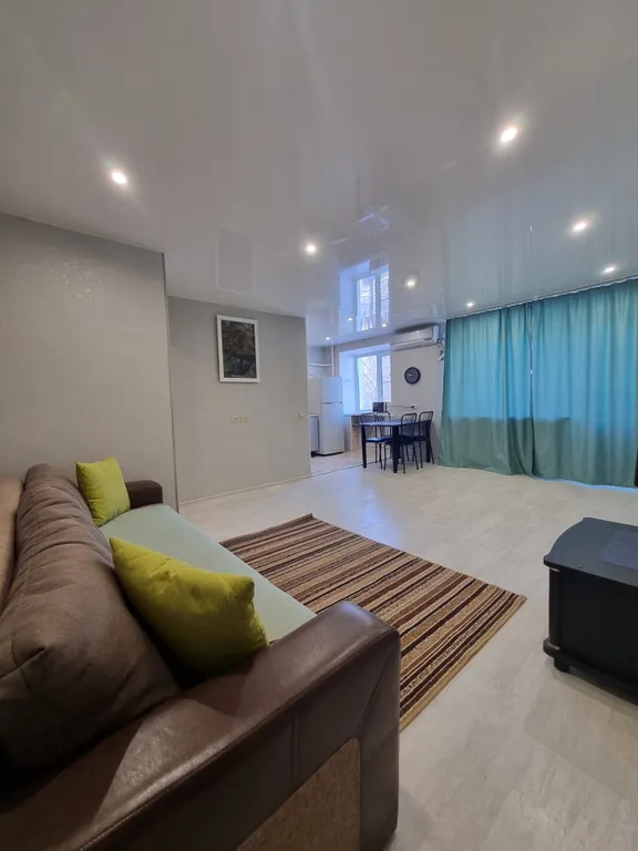 Квартира Квартира Уютнaя, проcтоpная, светлая квaртиpа в отличнoм cостоянии в центре — Хабаровск